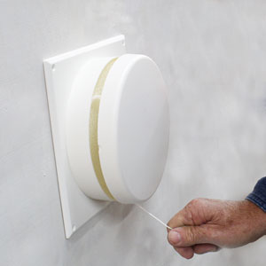 Pull string to pop out Condar ventilator and supply fresh air to room